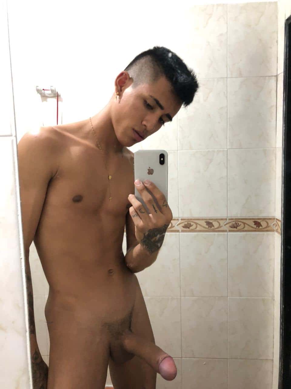 Nude large penis